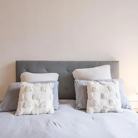 Apartment Doucelia Chic - Au Pied De La Tour Eiffel - Avenue De Suffren- Cadre Exceptionnel - 1 Chambre Paris