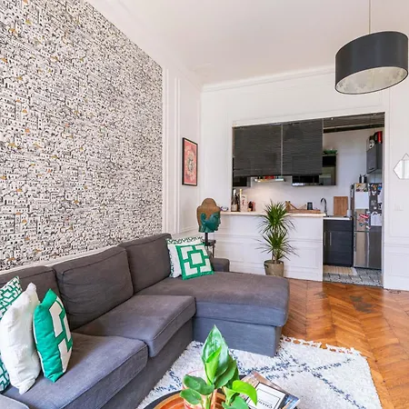 Doucelia Chic - Au Pied De La Tour Eiffel - Avenue De Suffren- Cadre Exceptionnel - 1 Chambre * Paris