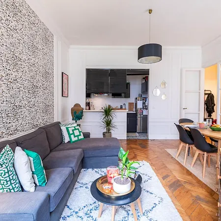 Doucelia Chic - Au Pied De La Tour Eiffel - Avenue De Suffren- Cadre Exceptionnel - 1 Chambre * Paris